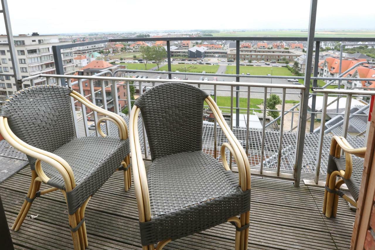 Hotel De Zeebries Budget Middelkerke Esterno foto